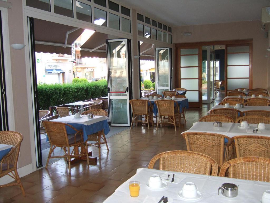 Hotel Can Catala L' Escala Exterior foto