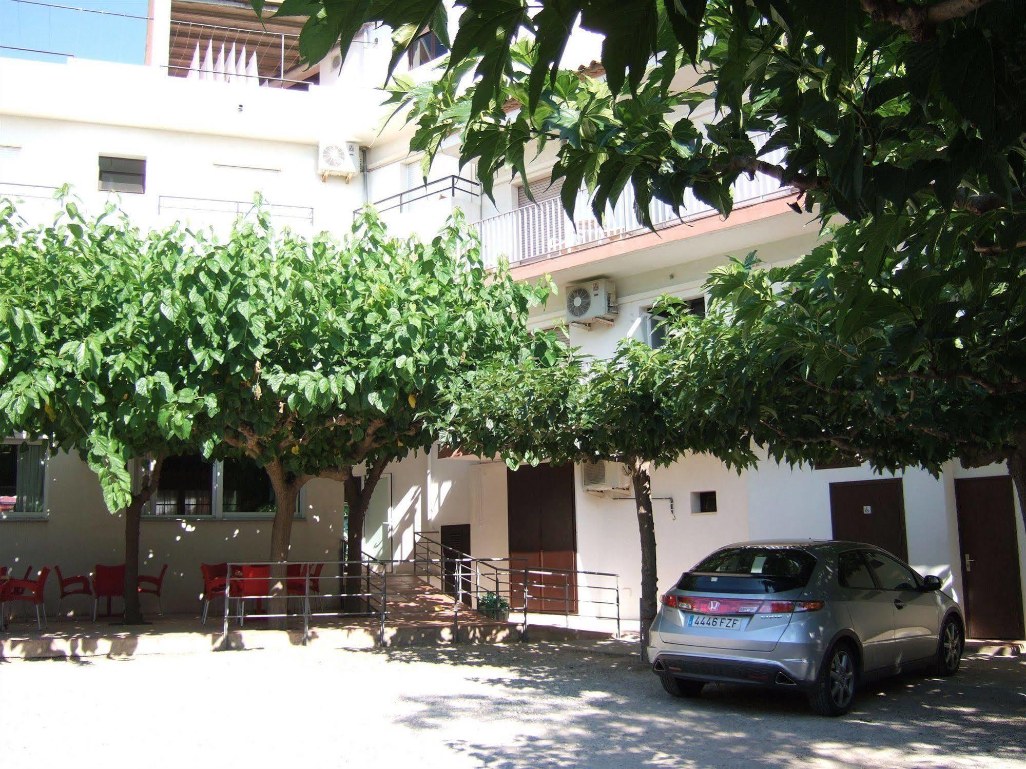 Hotel Can Catala L' Escala Exterior foto